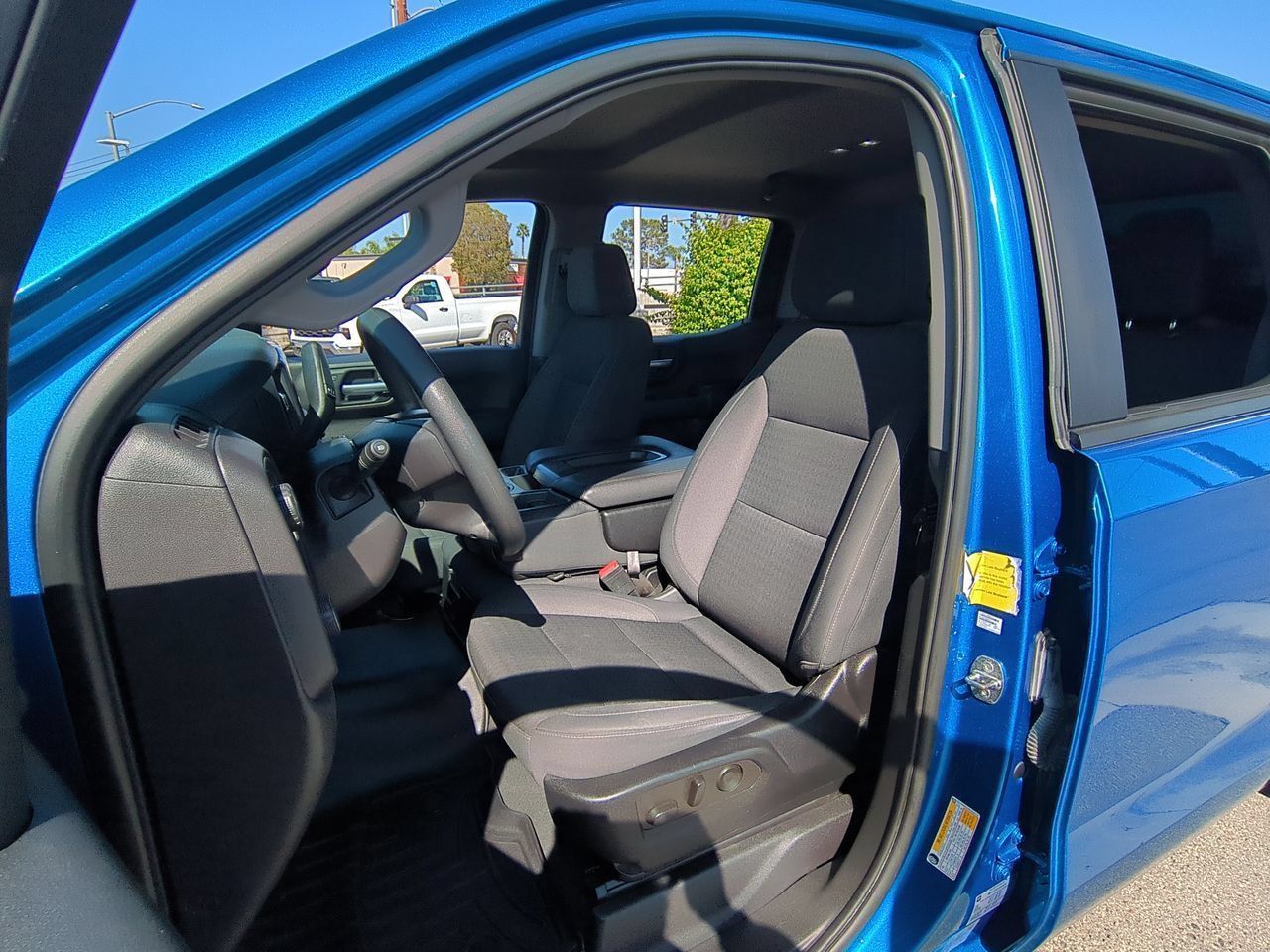 Used 2022 Chevrolet Silverado 1500 Custom AWD/4WD image 18