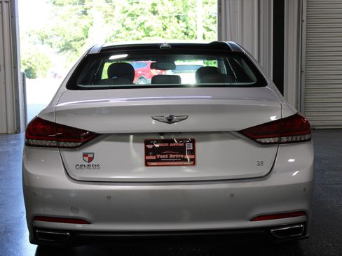 Used 2016 Hyundai Genesis 3.8 w/ Option Group 04 RWD image 4
