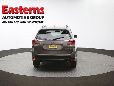 Used 2022 Subaru Forester Premium AWD/4WD image 41