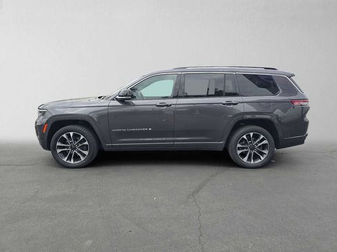 Used 2021 Jeep Grand Cherokee L Overland w/ Luxury Tech Group IV AWD/4WD image 6
