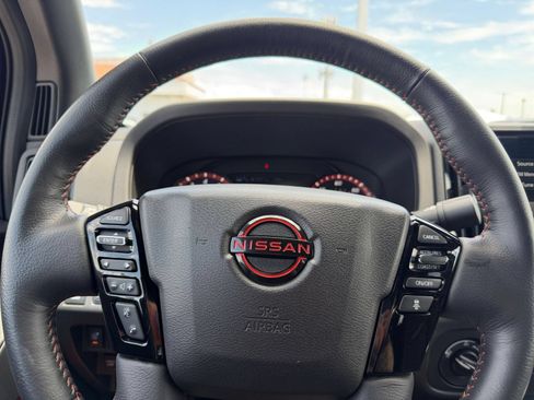 Used 2026 Nissan Frontier PRO-4X AWD/4WD image 21