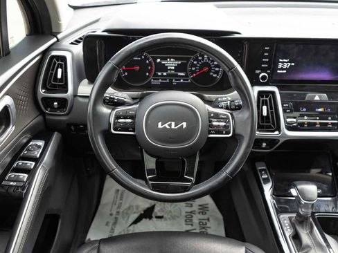 Used 2022 Kia Sorento SX FWD image 18