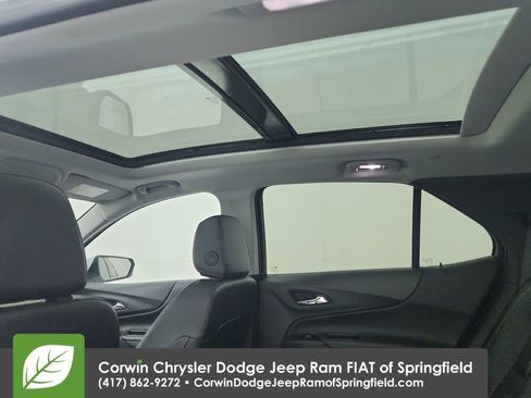 Used 2023 Chevrolet Equinox Premier image 20