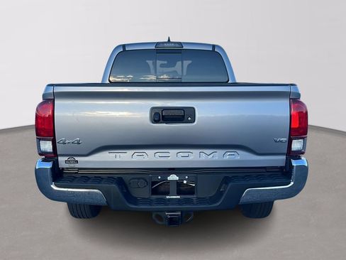 Used 2018 Toyota Tacoma 4x4 Double Cab image 6