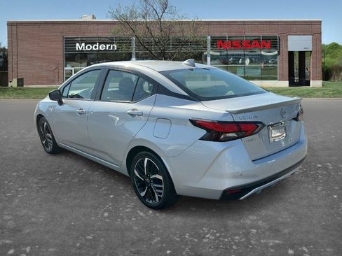 Certified 2024 Nissan Versa SR FWD image 2