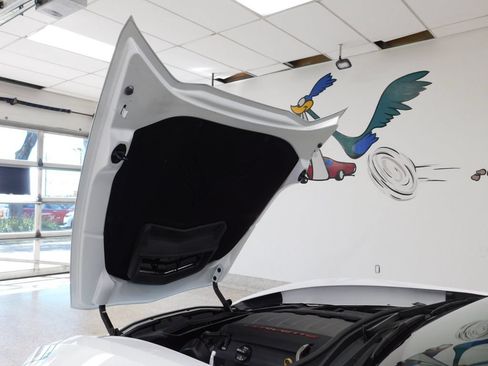Used 2016 Chevrolet Corvette Stingray Convertible w/ 3LT Preferred Equipment Group RWD image 22