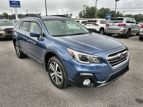 Used 2019 Subaru Outback 2.5i Limited w/ Popular Package #2 AWD/4WD image 10