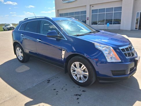 Used 2012 Cadillac SRX Luxury AWD/4WD image 2