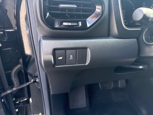 Certified 2025 Honda Pilot EX-L image 16