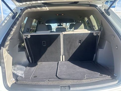 Used 2019 Volkswagen Atlas SE w/ Towing Package image 13