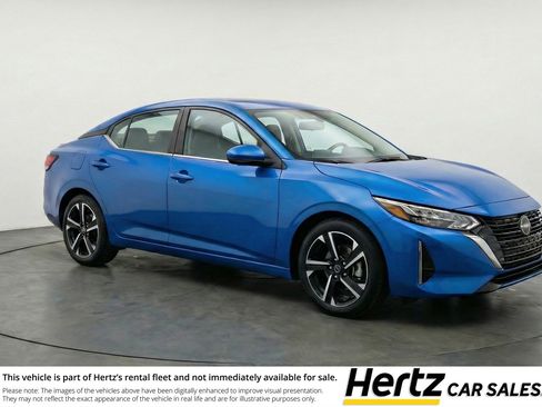 Used 2025 Nissan Sentra SV image 1