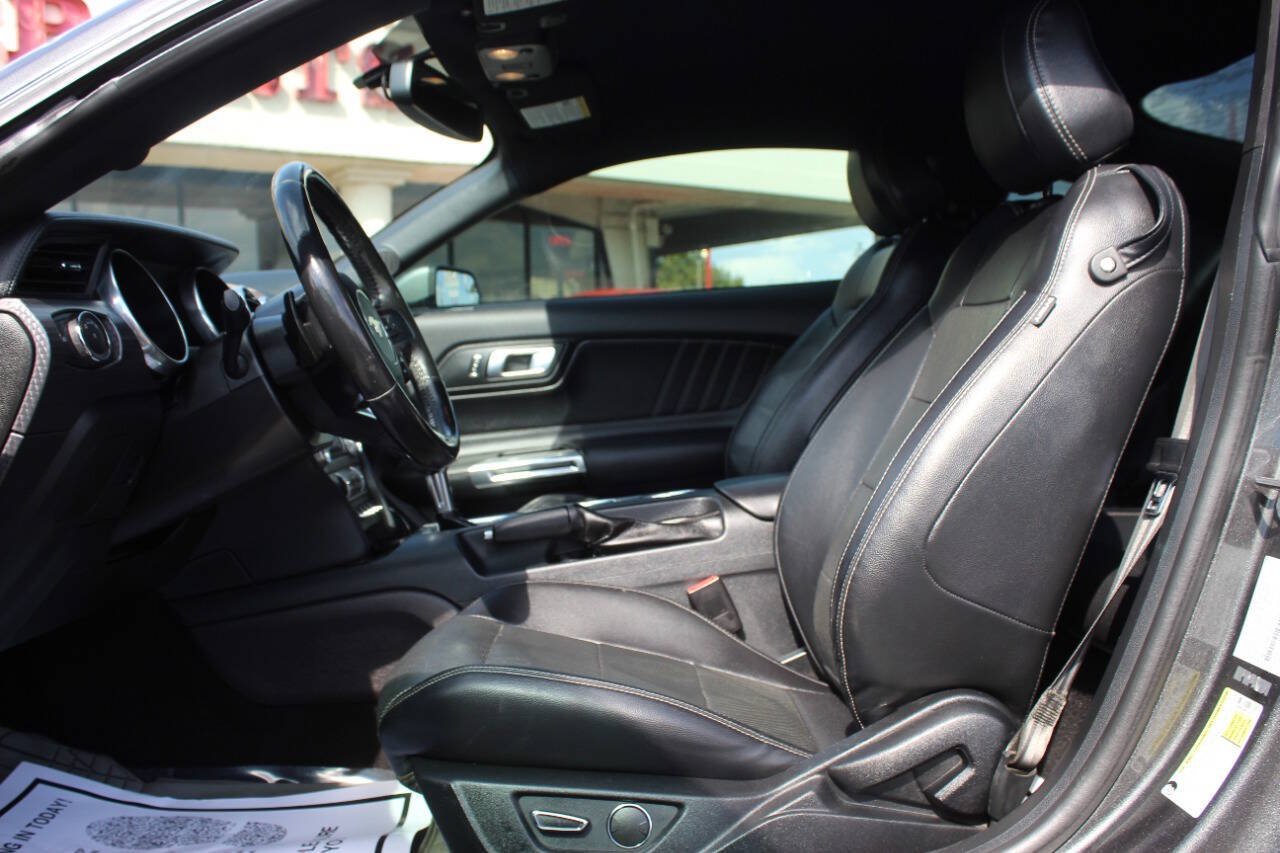 Used 2019 Ford Mustang GT Premium w/ GT Performance Package RWD image 15