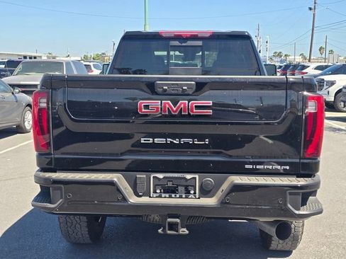 New 2026 GMC Sierra 2500 Denali w/ Denali Reserve Package AWD/4WD image 6
