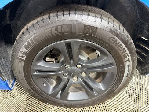 Used 2023 Dodge Charger SXT RWD image 20
