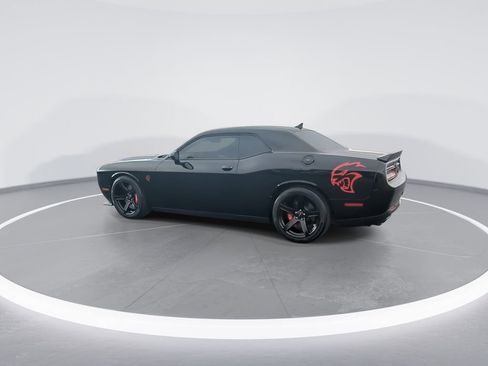 Used 2022 Dodge Challenger SRT Hellcat w/ Plus Package image 6