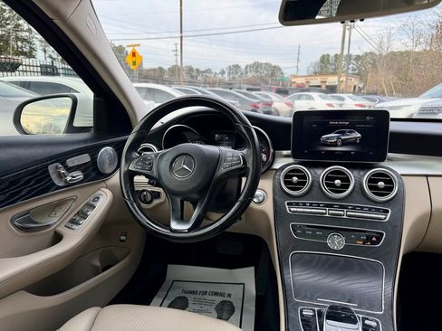 Used 2016 Mercedes-Benz C 300 Sedan image 13
