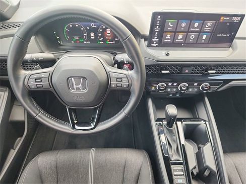 Used 2023 Honda Accord Sport image 11