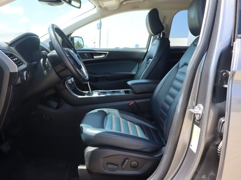 Used 2023 Ford Edge SEL w/ Sport Appearance Package AWD/4WD image 10