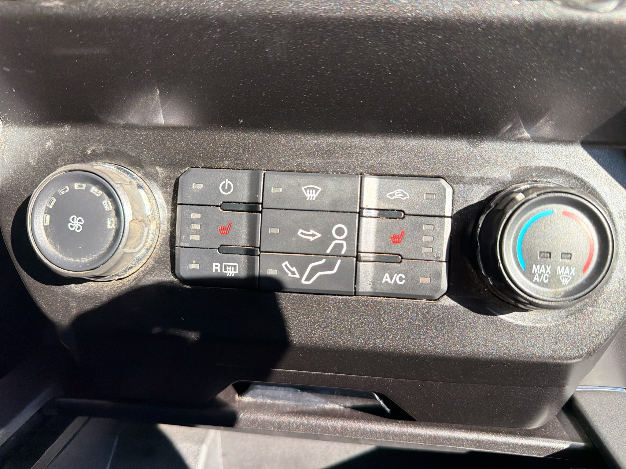 Used 2020 Ford F250 XLT w/ XLT Premium Package AWD/4WD image 27