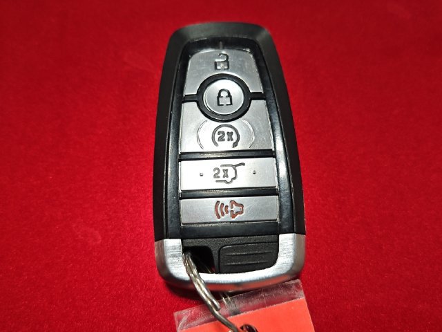 Used 2021 Ford Explorer King Ranch w/ Premium Technology Package AWD/4WD image 27