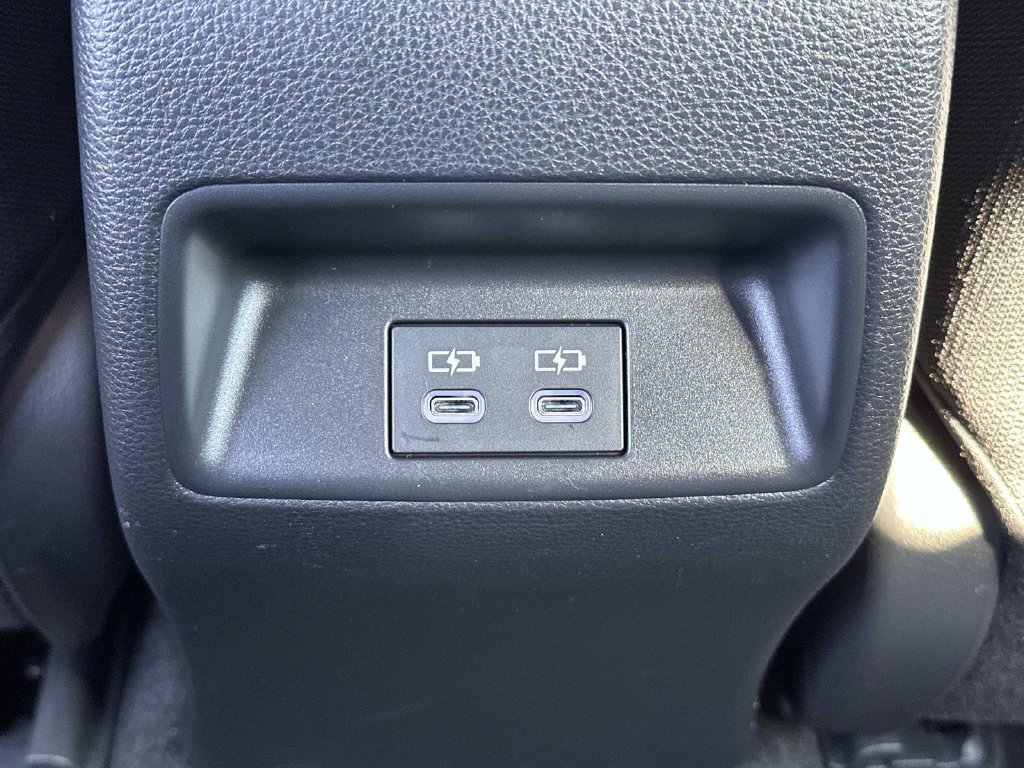 Used 2024 Toyota Corolla SE FWD image 17