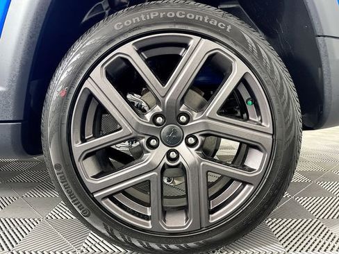 New 2026 Jeep Compass Latitude AWD/4WD image 10