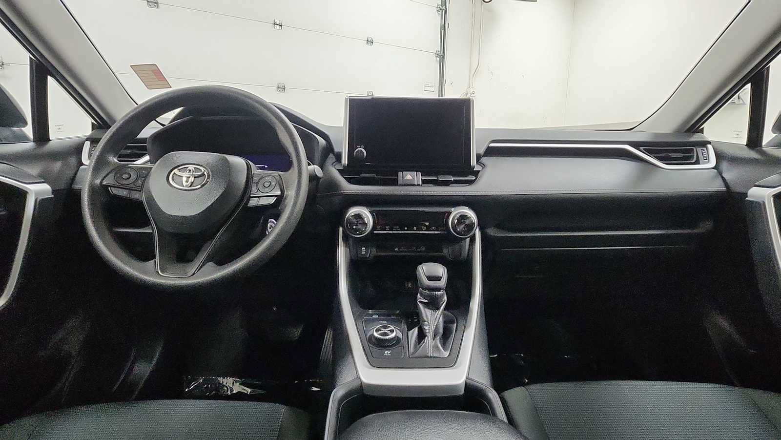 Certified 2024 Toyota RAV4 LE AWD/4WD image 26