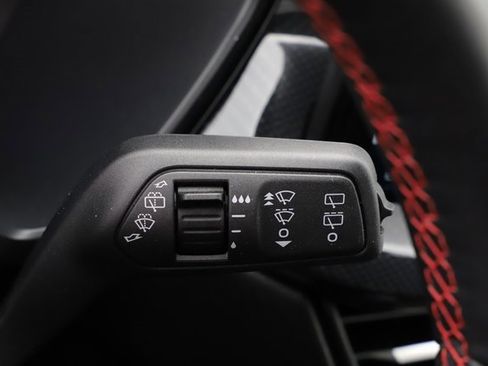 Used 2025 Ford Escape ST-Line Elite w/ Premium Technology Package image 35