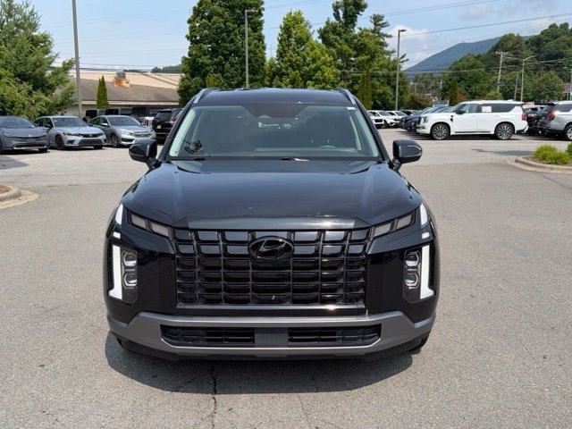 Used 2024 Hyundai Palisade SEL FWD image 2