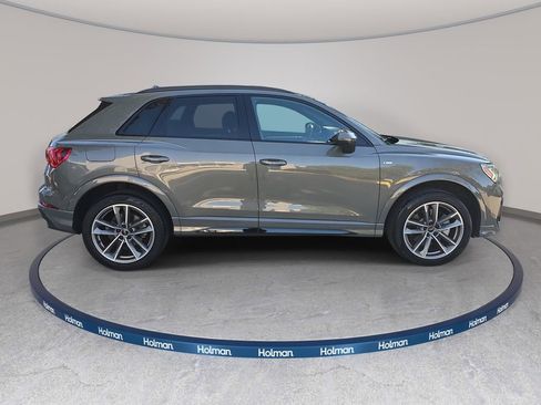 Certified 2023 Audi Q3 2.0T Premium w/ Black Optic Sport Package image 4