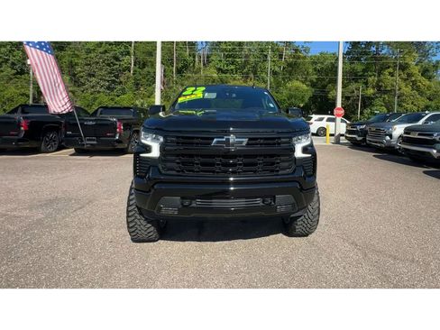 Used 2022 Chevrolet Silverado 1500 RST image 3