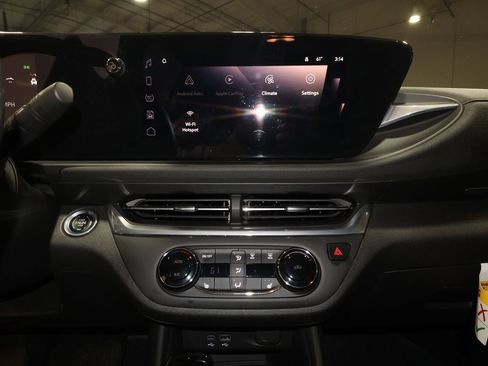 Certified 2024 Buick Envista Preferred w/ Convenience I Package image 16