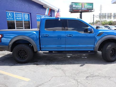Used 2017 Ford F150 Raptor w/ Equipment Group 802A Luxury AWD/4WD image 2