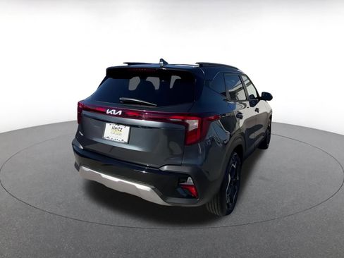 Used 2025 Kia Seltos S image 14