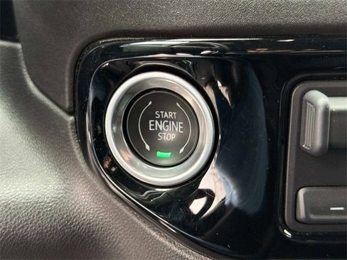 Used 2024 Chevrolet Silverado 2500 LTZ image 37