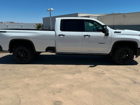 New 2026 Chevrolet Silverado 3500 LTZ w/ LTZ Plus Package AWD/4WD image 7