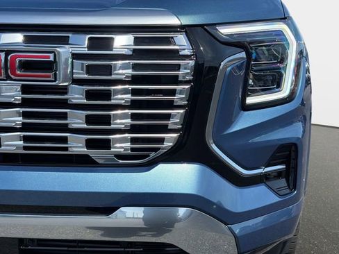 New 2026 GMC Terrain Denali AWD/4WD image 9