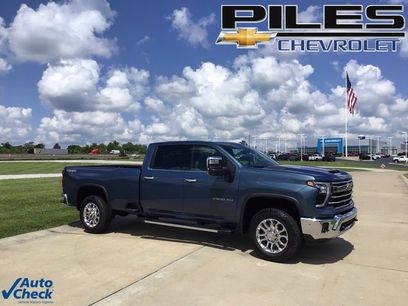 Used 2025 Chevrolet Silverado 2500 LTZ w/ LTZ Convenience Package