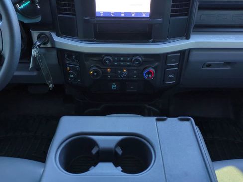 Used 2024 Ford F350 XL w/ FX4 Off-Road Package image 18