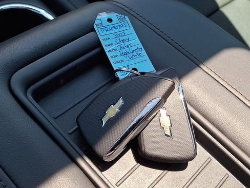Used 2023 Chevrolet Tahoe High Country AWD/4WD image 30
