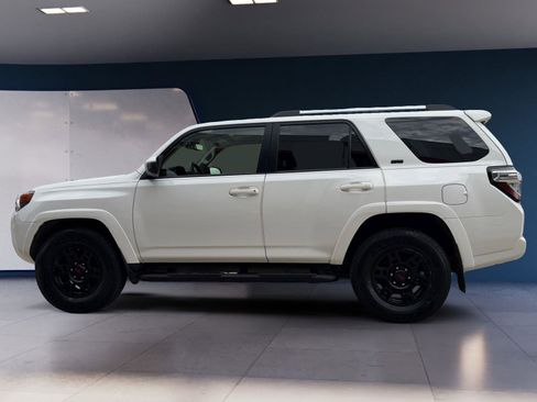 Used 2021 Toyota 4Runner SR5 image 2