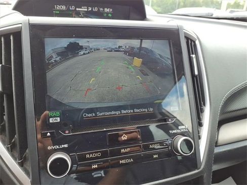 Used 2023 Subaru Forester Limited image 27