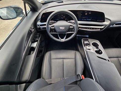Used 2024 Cadillac Lyriq Sport RWD image 28