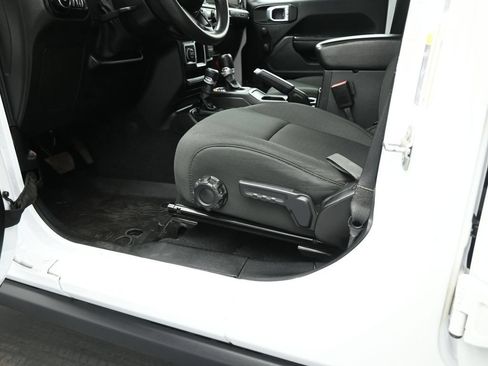 Used 2021 Jeep Wrangler Unlimited Sport AWD/4WD image 11
