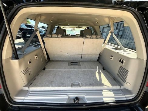 Used 2015 Lincoln Navigator L 4WD image 7