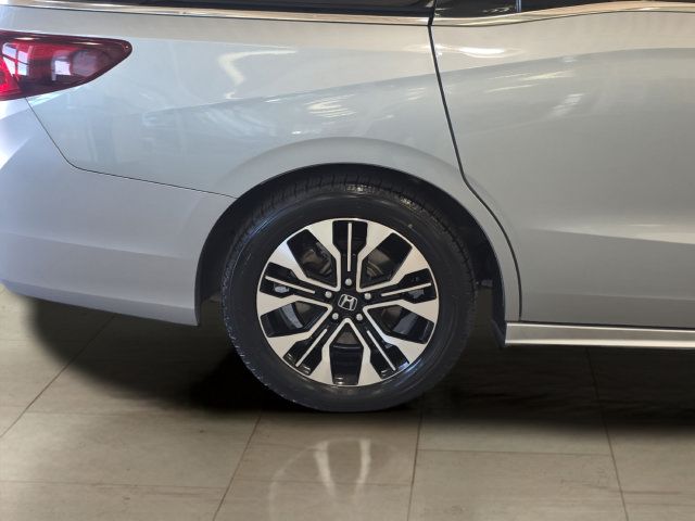 Used 2025 Honda Odyssey Elite image 31