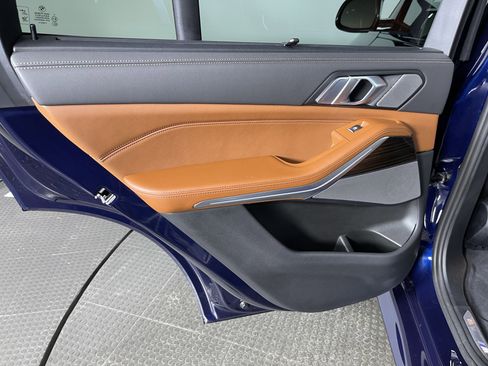 Certified 2025 BMW X5 M60i image 15