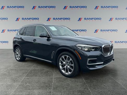 Used 2022 BMW X5 xDrive40i w/ Luxury Seating Package image 7
