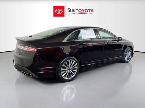 Used 2020 Lincoln MKZ Standard image 4