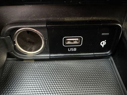 Used 2023 Kia Stinger GT-Line w/ Sun & Sound Package image 33